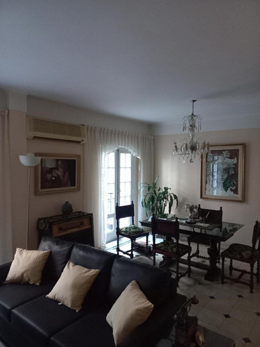 Imagen 3 de 10 de Alquiler Temporario Departamento 4 Ambientes - Palermo