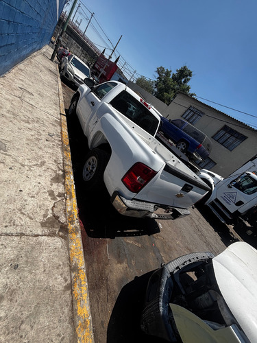 Chevrolet Silverado E 1500 5vel Cab Reg Aa 4x2 Mt