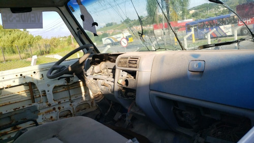 Vw 26220 Ano 2004 Chassi