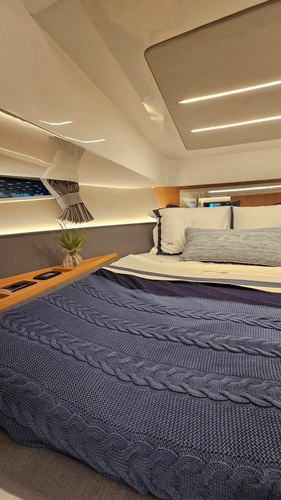 Lancha Nx 41 Horizon N É Solara Triton Ventura Real