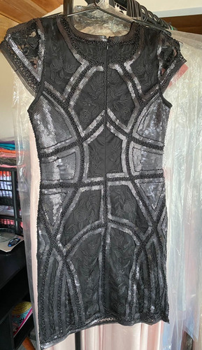Imagem 3 de 3 de Vestido Luxo Festa Madrinha Casamento Curto Nayomi