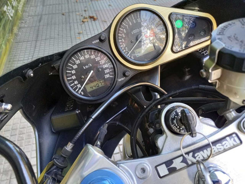 Kawasaki Zx6r
