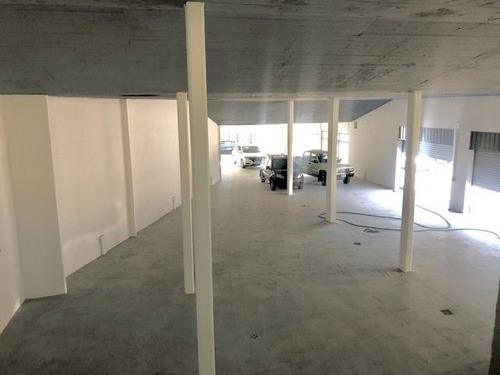 Imagen 7 de 10 de Alquiler Local 1000m En Boulogne - Marquez Y Panamericana