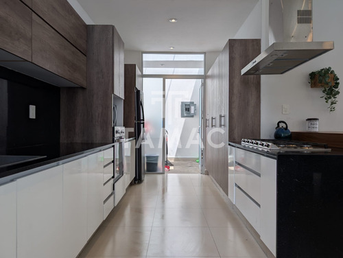 Casa En Venta En Exclusiva Comunidad Cerrada En Burgos Corinto, Temixco