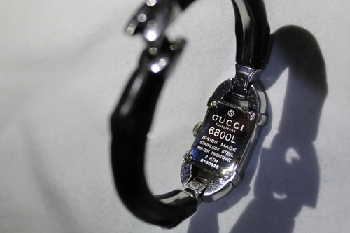Gucci Feminino 6800l Series Diamond Acentuado Watch