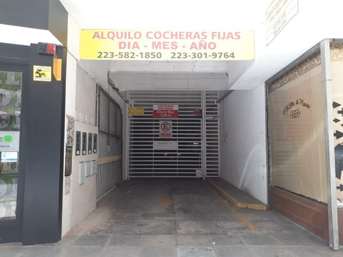 Imagen 2 de 5 de Dueño Alquila Dias Semana Quincena Cocheras Fijas Privadas
