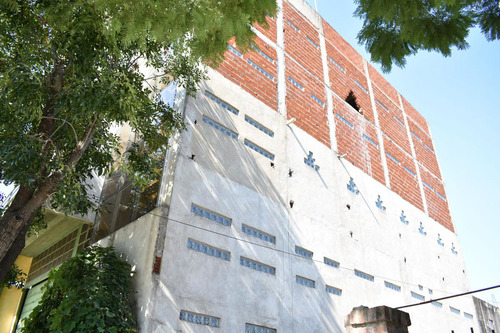 Imagen 5 de 29 de Edificio En Block En Wilde