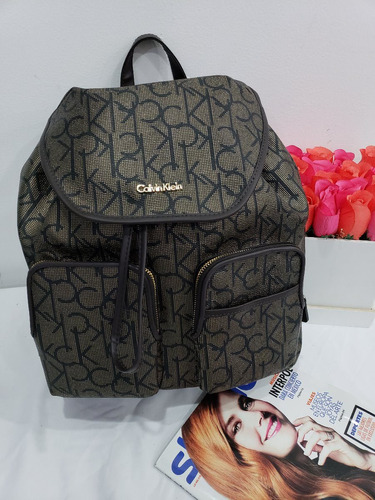 Mochila Backpack Calvin Klein Negra Con Dorado Original