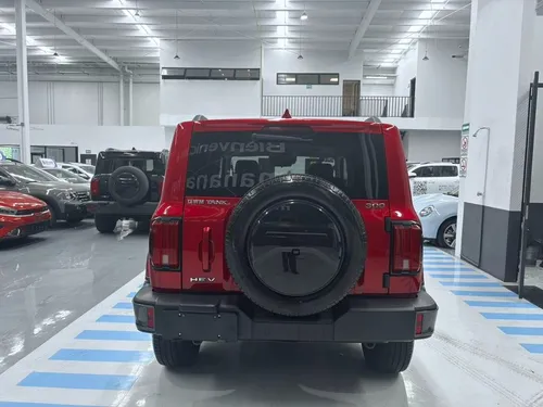 GWM Tank 300 2.0T Gdi Luxury Awd At Hibrido