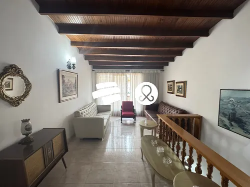 Vendo Apartamento A Pocas Cuadras Del Aeropuerto Olaya Herrera. Sector Manzanares