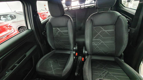 Imagem 8 de 14 de Fiat Strada 1.3 Firefly Flex Volcano Cd Manual