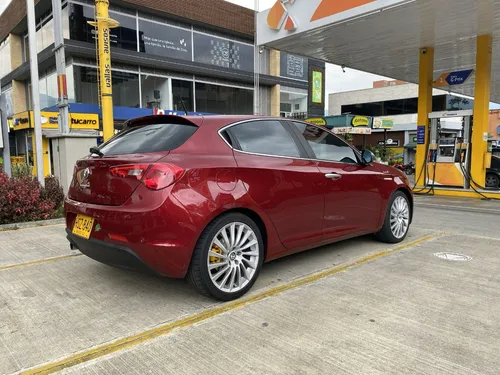 Alfa Romeo Giulietta 1.4 Distinctive Mt 2012