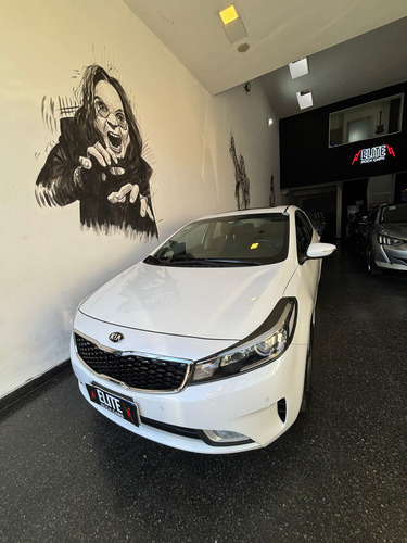 Kia Cerato 2.0 Sx At6