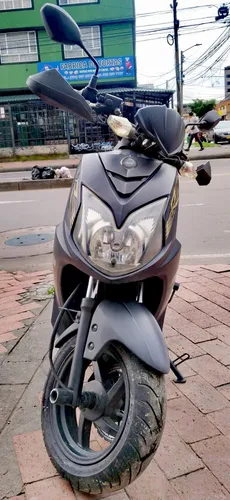 Motocicleta Akt, Línea Ad15w - Jet 5, Motor 150 Cc