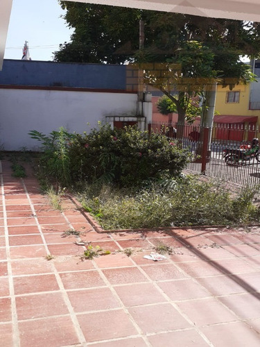 Imagem 16 de 22 de Térrea E Isolada - Cll0485 - 69490152
