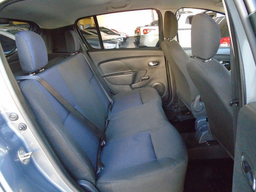 Imagem 9 de 13 de Renault Sandero 1.0 Expression 16v 2017