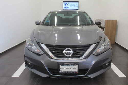 Imagen 2 de 15 de Nissan Altima 2017 4p Exclusive V6/3.5 Aut