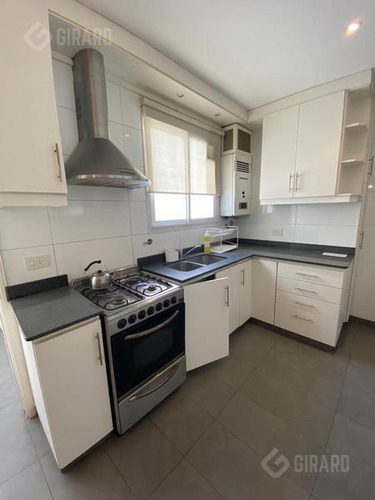 Venta De Departamento En Playa Grande