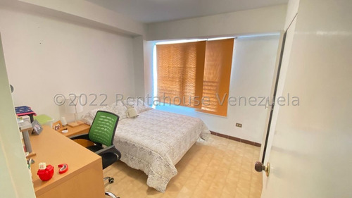 Imagen 11 de 13 de Apartamento Venta El Cigarral Mls #22-22260 Apartamento Totalmente Remodelado, Piscina, Cancha Deportiva, 2 Puestos De Estacionamiento Techados
