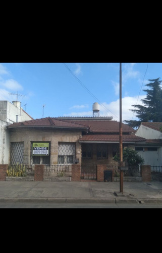 Casa En Venta En Ramos Mejía