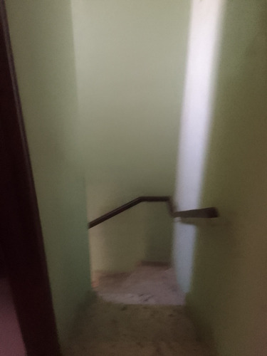 Excelente Sobrado Com Três Quartos,três Banheiros Uma Suite
