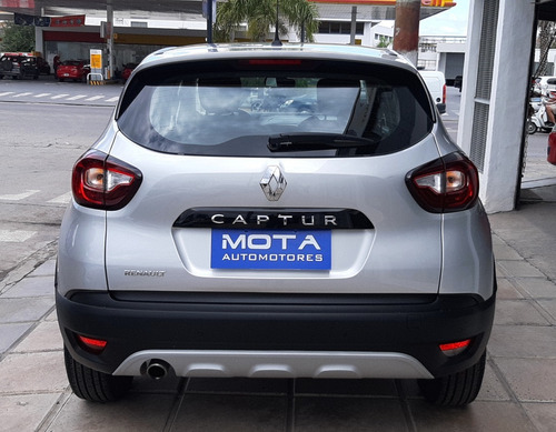 Captur Zen 2.0 Mt6 - Full Full - M/2017