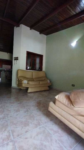 Imagen 3 de 12 de Casa En Urb. Bella Vista