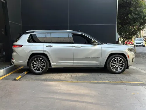 Jeep Grand Cherokee 5.7 V8 L Summit 4x4 At