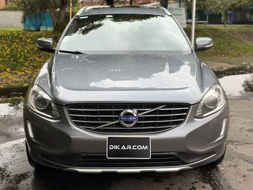 Volvo XC60 2.5 T5 Awd Momentum