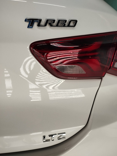 Chevrolet Onix plus 1.0 Ltz Turbo 4p