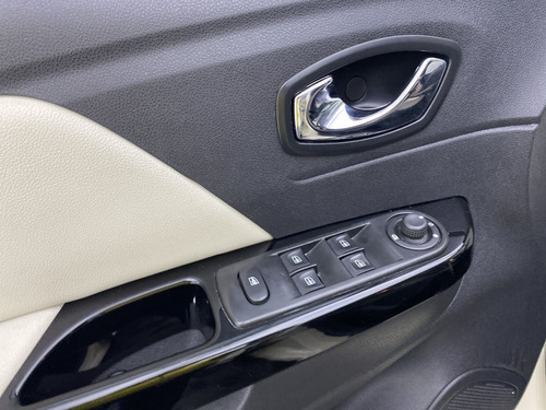 Imagen 17 de 25 de Renault Captur 2.0