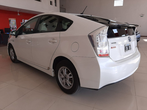 Imagen 5 de 13 de Toyota Prius Hibrido