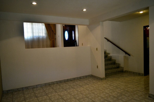 Casa En Venta En Lomas De La Hacienda Av1032