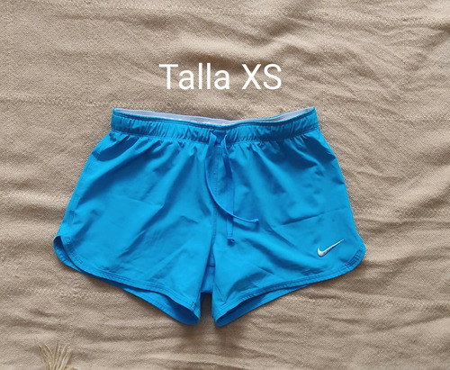 Vendo Short Deportivo Marca Nike En Perfecto Estado 