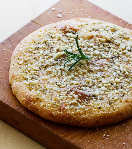 Pan Foccacia Keto Con Ajo Y Romero