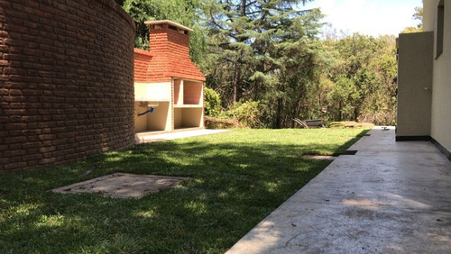 Imagen 11 de 11 de Casa Quinta En Hermoso Lugar, Bosque Propio 8 Hectareas, Zona Rural, Camino Asfaltado, Seguridad Priv. A 500mts Del Río. Se Puede Alquilar Por 15ena O Mes Durante El Verano. Cómodo Para 8 Personas.