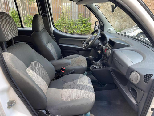 Fiat Doblo 1.8 16v Essence 7l Flex 5p