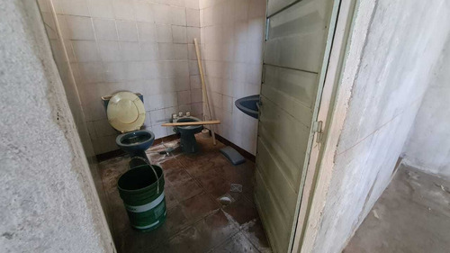 Imagen 3 de 8 de En Venta En Martin Coronado: Galpon En Planta Alta De 110m2 Contrafrente; Ideal Deposito O Para Hacer Departamento Amplio. Venta Inmediata F: 8532