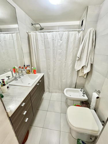 Amplio Departamento En Venta Sobre Av. Libertador - Punta Chica