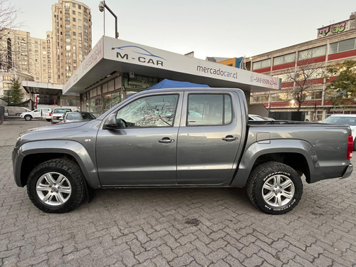Volkswagen Amarok Trendline 4X4 At8