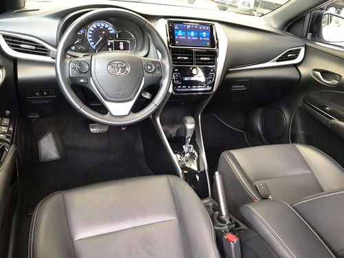 Imagem 9 de 14 de Toyota Yaris Hatch 1.5 16v 4p Flex Xls Connect Multidrive Au