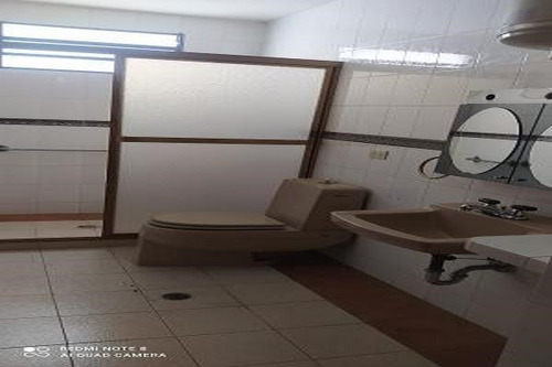 Imagen 6 de 9 de Venta De Casa En Los Palos Grandes+rc
