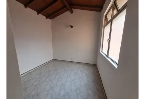 Casa Unifamiliar En Venta En La Loma De Los Bernal, Medellín