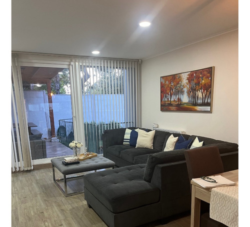 Se Vende Extraordinario Townhouse, Consistorial Peñalolen