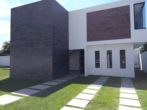 Imagen 1 de 28 de ¡¡¡aplicaaaa Tu Credito!!! Casa Con Alberca Y Amplio Jardín