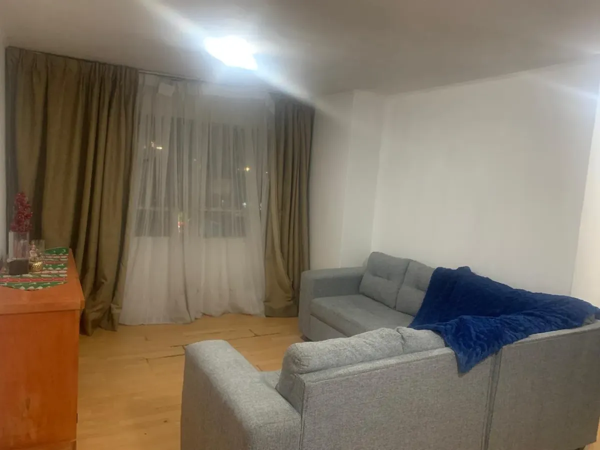 Imagen 3 de 23 de Departamento Con Comedor Y Living Amplios, Con Estacionamien