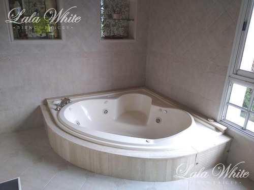 Imagen 14 de 30 de Venta - Casa En Saint Thomas Norte - Canning