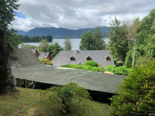 Casa En Venta De 8 Dorm. En Panguipulli