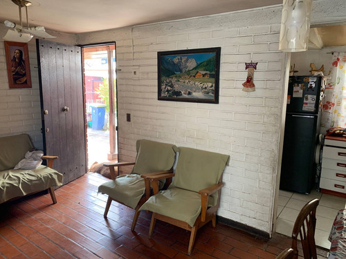 Casa Excelente Ubicación Metro Trinidad (67582)