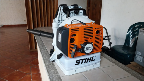 Sopladora Stihl Modelo  Br 420, Gasolina, Motor De 2 Tiempos